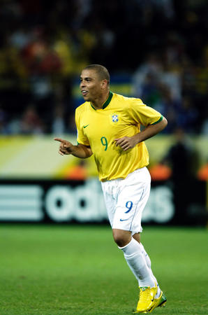 强队的争冠 强队的争冠