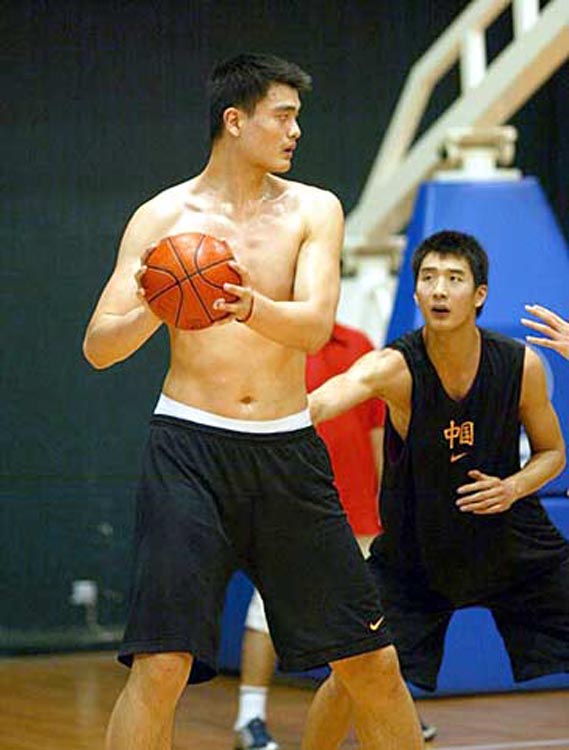 阵赫罗纳的 阵赫罗纳的