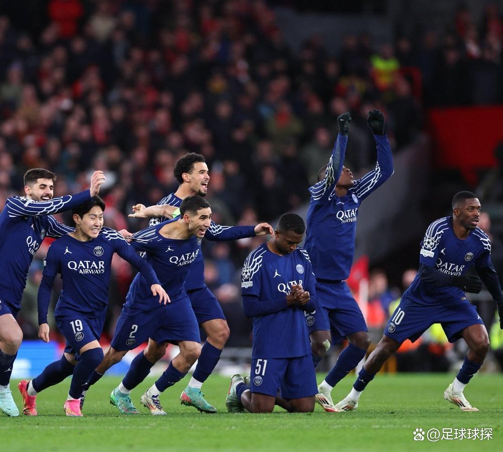 翘首以盼的 翘首以盼的