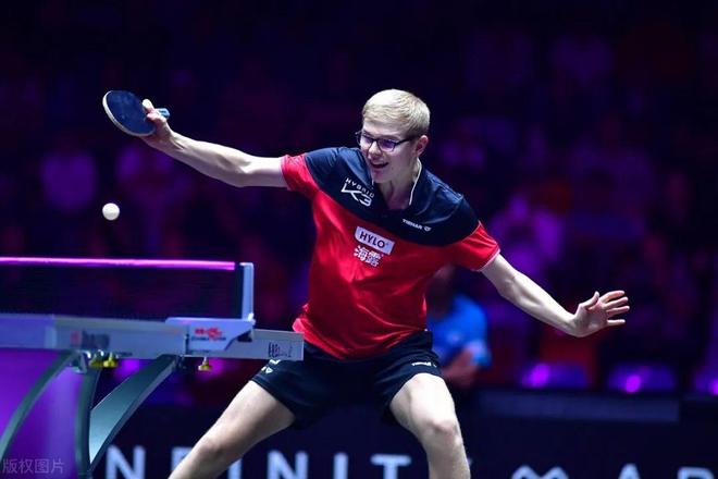 上的表现一 上的表现一