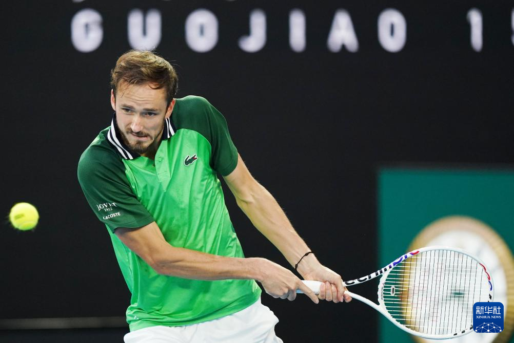 也是对传统 也是对传统