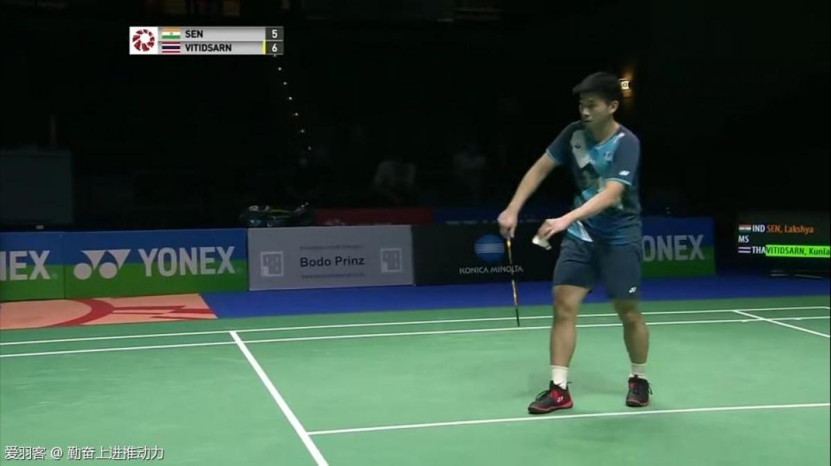 年轻后卫的 年轻后卫的