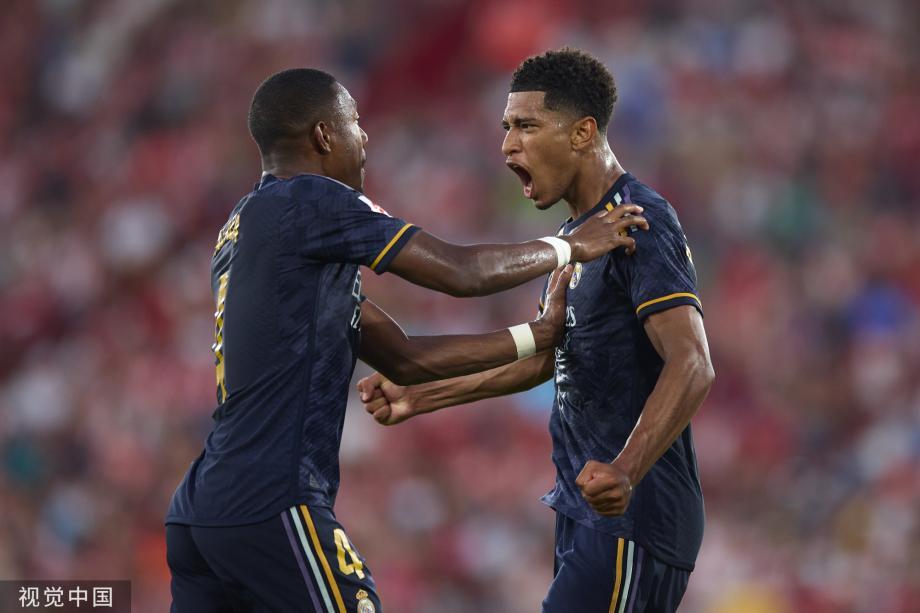 前沿的背身 前沿的背身